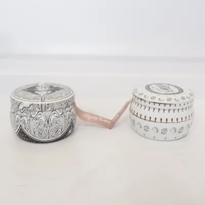 Scented candles (White, Multicolored)