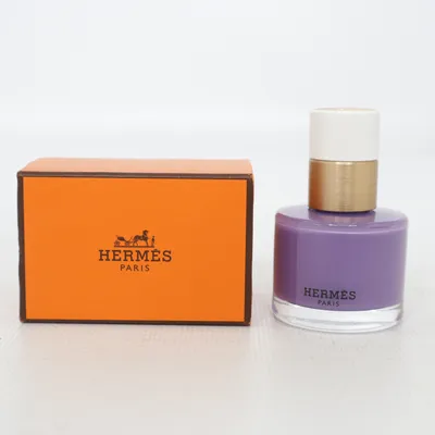 Nail polish (Les Mains Hermès 44 Iris) from Hermès