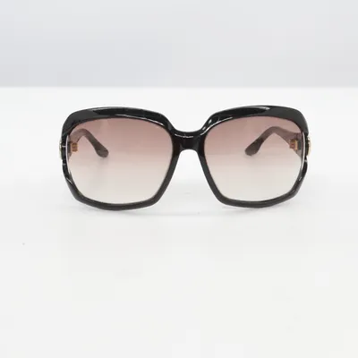 Sunglasses (Black) from Gucci