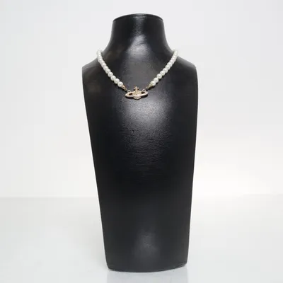 Halsband (Vit, Guldfärgad) från Vivienne Westwood Okänd metall