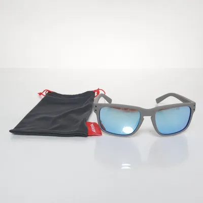 Solglasögon (Grå) från Alpina