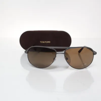 Solglasögon (TF143) från Tom Ford