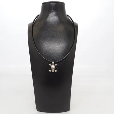 Necklace (Black) Silver