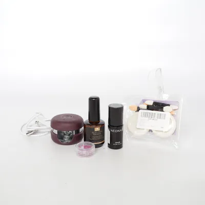 Manicure set (Pink, Black, Transparent) from Le Mini Macaron