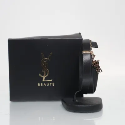 Armband (Svart) från Yves Saint Laurent Beauté Skinn