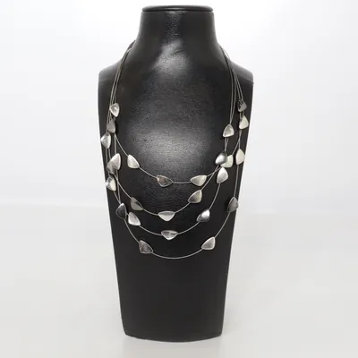 Halsband (Silverfärgad) från Ikita Okänd metall