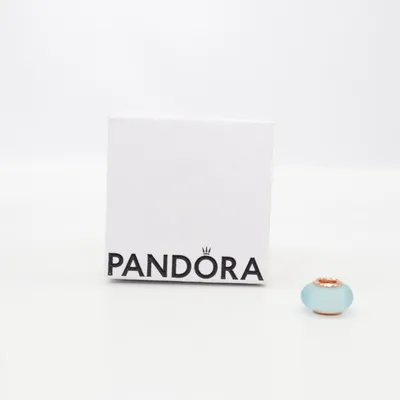 Charme (Bleu) de Pandora Plaqué or, Métal inconnu