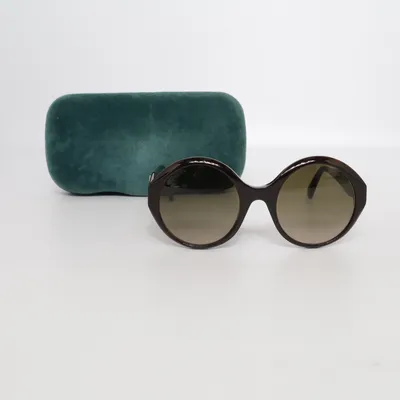 Solglasögon (GG0797S) från Gucci