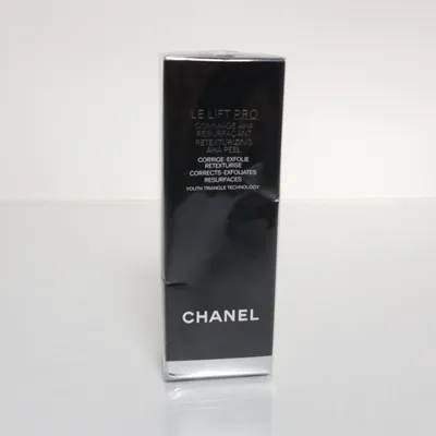 Gezichtspeeling ( Le Lift Pro ) van Chanel