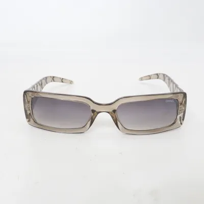 Zonnebril (8604) van Chanel