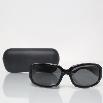 Solglasögon (5144 c.1137 Tortoise) från Chanel