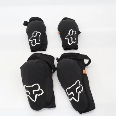 Skydd (Launch Youth) från Lazy Fox Black