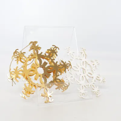 Weihnachtsbaumkugeln (Weiß, Gold) von Chanel Beauté