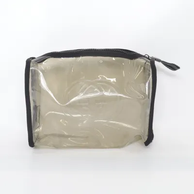 Trousse de toilette (Guilty Pour Homme) de Gucci Parfums Polyester, Polyuréthane