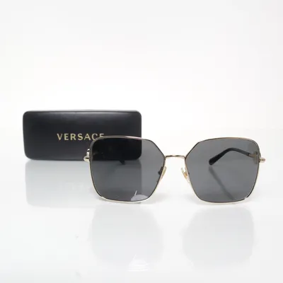 Solglasögon (2227) från Versace