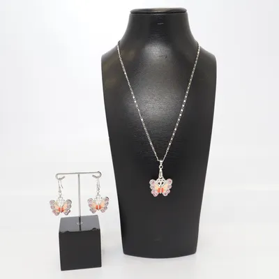 Jewelry set (Pink, Silver) Silver, Unknown metal