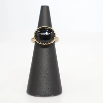 Ring (Svart, Guldfärgad) från Carré Silver