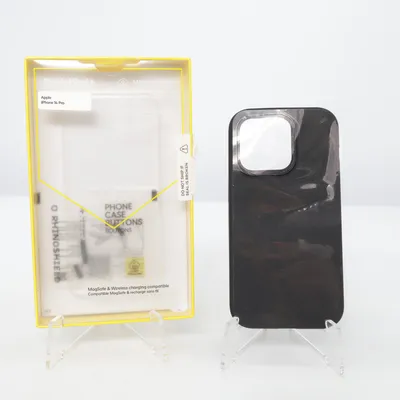 Mobilskal (iPhone 14 Pro) från Rhinoshield