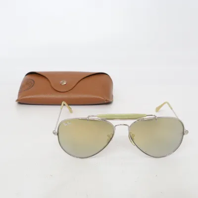 Lunettes de soleil (RB3407) de Ray-Ban