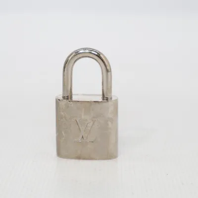 Hänglås (Silverfärgad) från Louis Vuitton