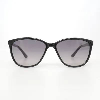 Solbriller (MO65004S) fra Moschino