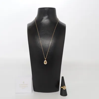 Schmuckset (Gold) von Caroline Svedbom Unbekanntes Metall