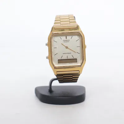 Armbandsur (AQ-230) från Casio