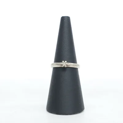 Ring (Silver, Transparent) from Spinning Silver