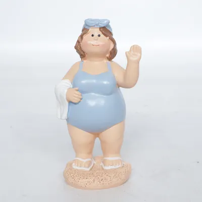 Figurine (Multicolored)