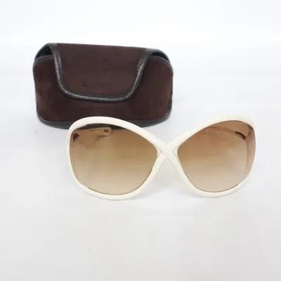 Solglasögon (Whitney TF9) från Tom Ford