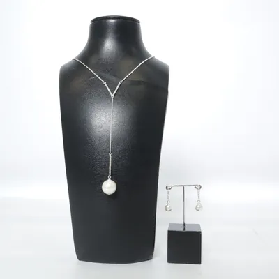 Jewelry set (Silver, White) from Tosh Unknown metal