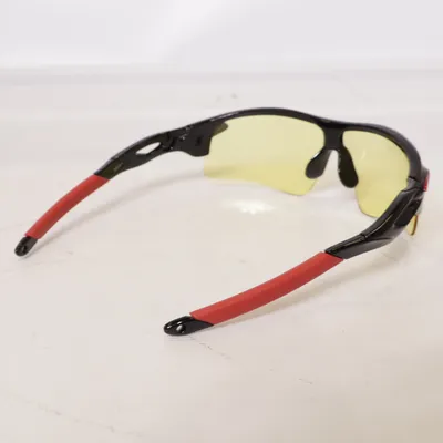 Sportglasögon (Svart, Röd, Gul)