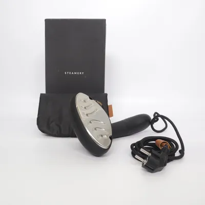 Steamer (Svart, Silverfärgad) från Steamery