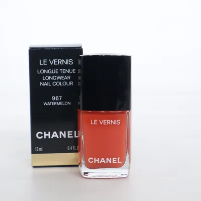 Nagellack (Le Vernis 967 Watermelon) från Chanel