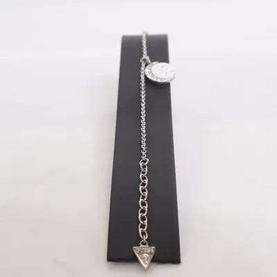 Armband (Silverfärgad) från Guess Okänd metall