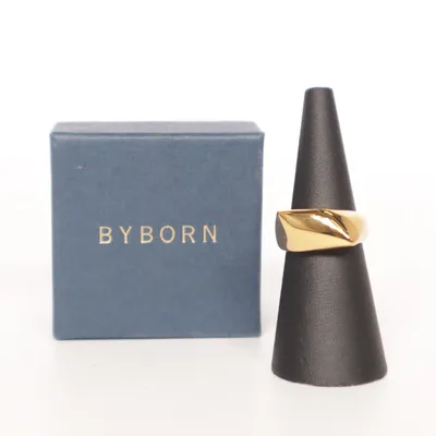 Ring (Guldfärgad) från By Born Okänd metall