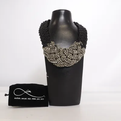 Halsband (Svart, Silverfärgad) från Pearls for Girls Okänd metall