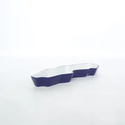 Serveringsfat (Skål i form av Sverige. Design Ylva Olsson. Tål maskindisk, micro och ugn. Svensk travsport) från Sagaform