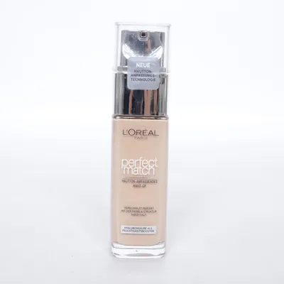 Foundation (2n neutral undertone) van L'Oréal Paris