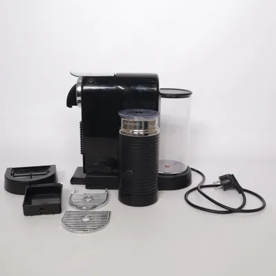 Kaffemaskin (Svart) från Nespresso