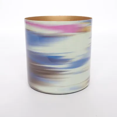 Bloempot (Metall, emalj. Diameter 12,5 cm. Höjd 12 cm. )