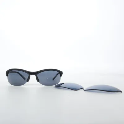 Solglasögon (Svart) från Prada Linea Rossa