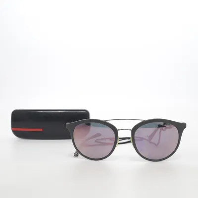 Solglasögon (SPS04R) från Prada Linea Rossa
