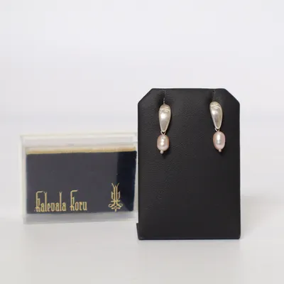 Örhängen (Vanamo sarjaa) från Kalevala Koru Silver