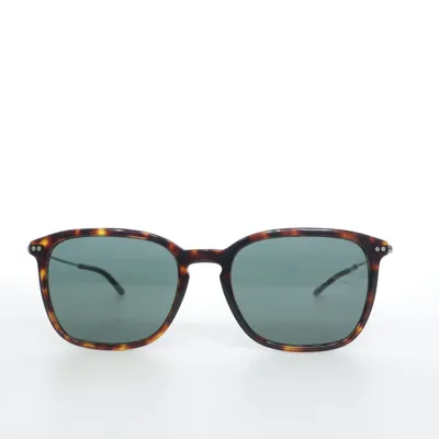 Solglasögon (AR 8111) från Giorgio Armani