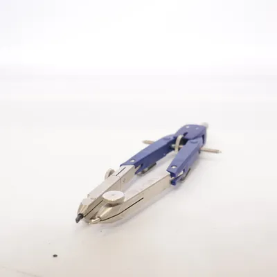 Passare (Blå, Silverfärgad) från Staedtler