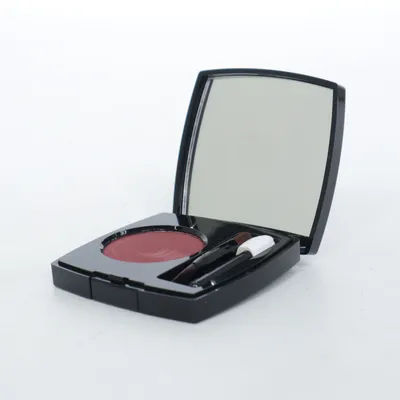 Eye shadow (Ombre Essentielle) from Chanel