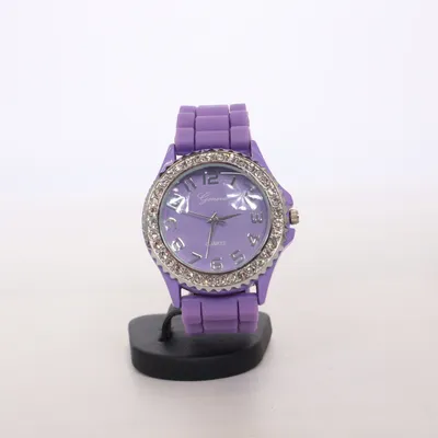 Armbandsur (Lila) från Geneva
