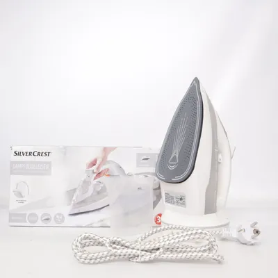 Strykjärn (Vit, Grå) från SilverCrest