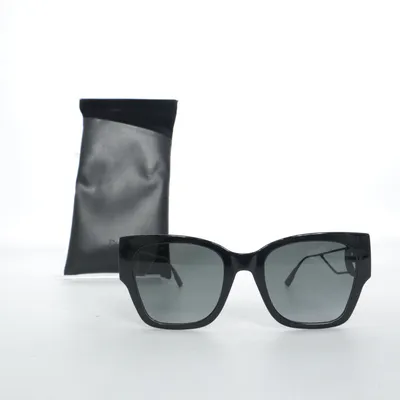 Solglasögon (8071I) från Christian Dior